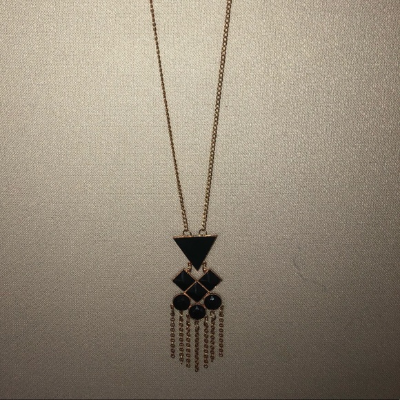 A 20inch necklace/ geometric shapes/design - Picture 2 of 3